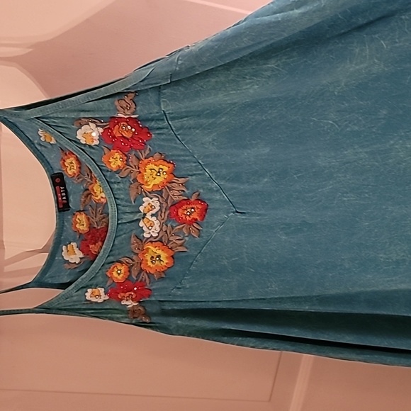 T Party NWOT BOHO Size L Uneven Hem Dress - Picture 3 of 6